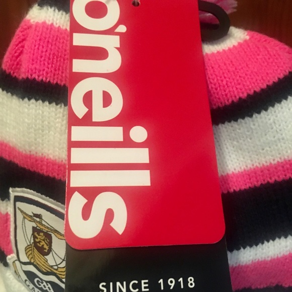 Adult Navy/Pink/White Bobble Hat - Picture 4 of 4